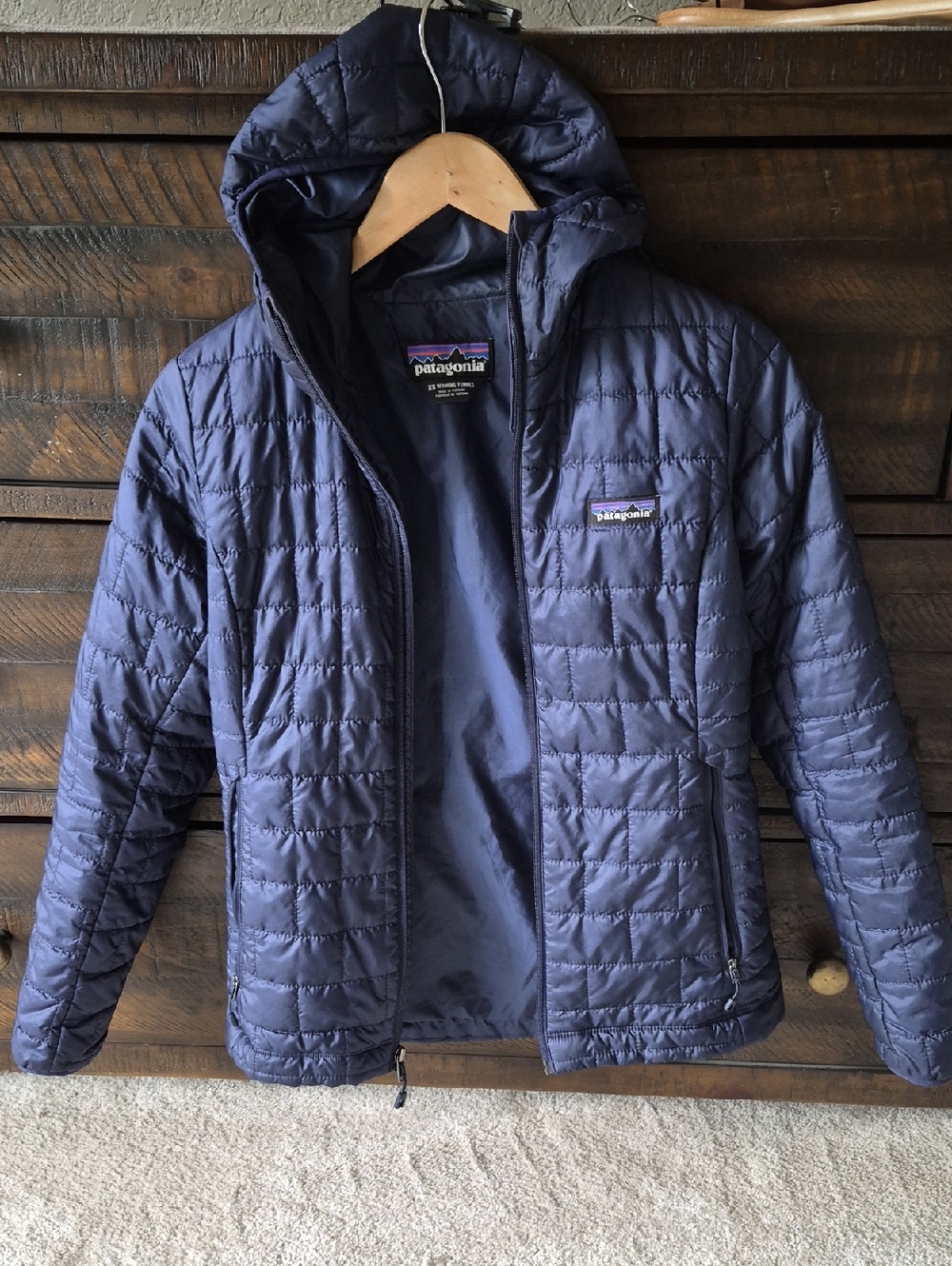 Patagonia Navy Quilted Hooded Packable Jacket Womens XS Navy Blue
